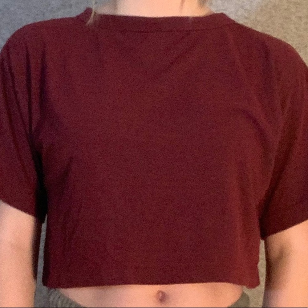 burgundy crop top